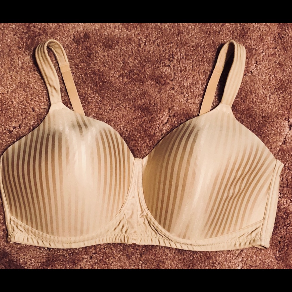 Playtex 38DD Wireless Bra